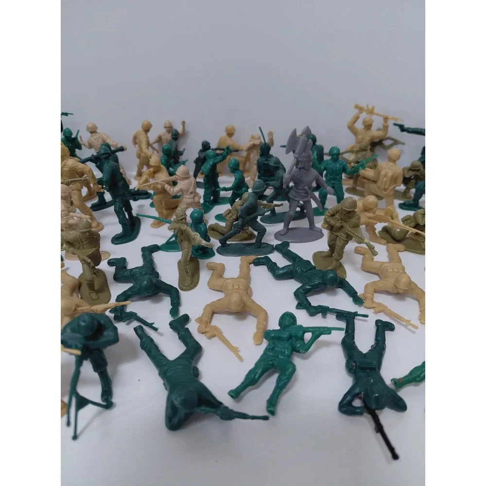 Bulk Lot Plastic Army Men Toy Soldiers‎ Green Tan Mixed Figures 95+ Pieces VTG